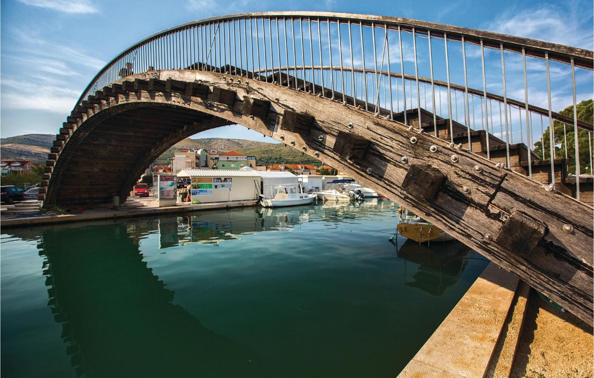 Amazing Apartment In Trogir With Kitchen 외부 사진